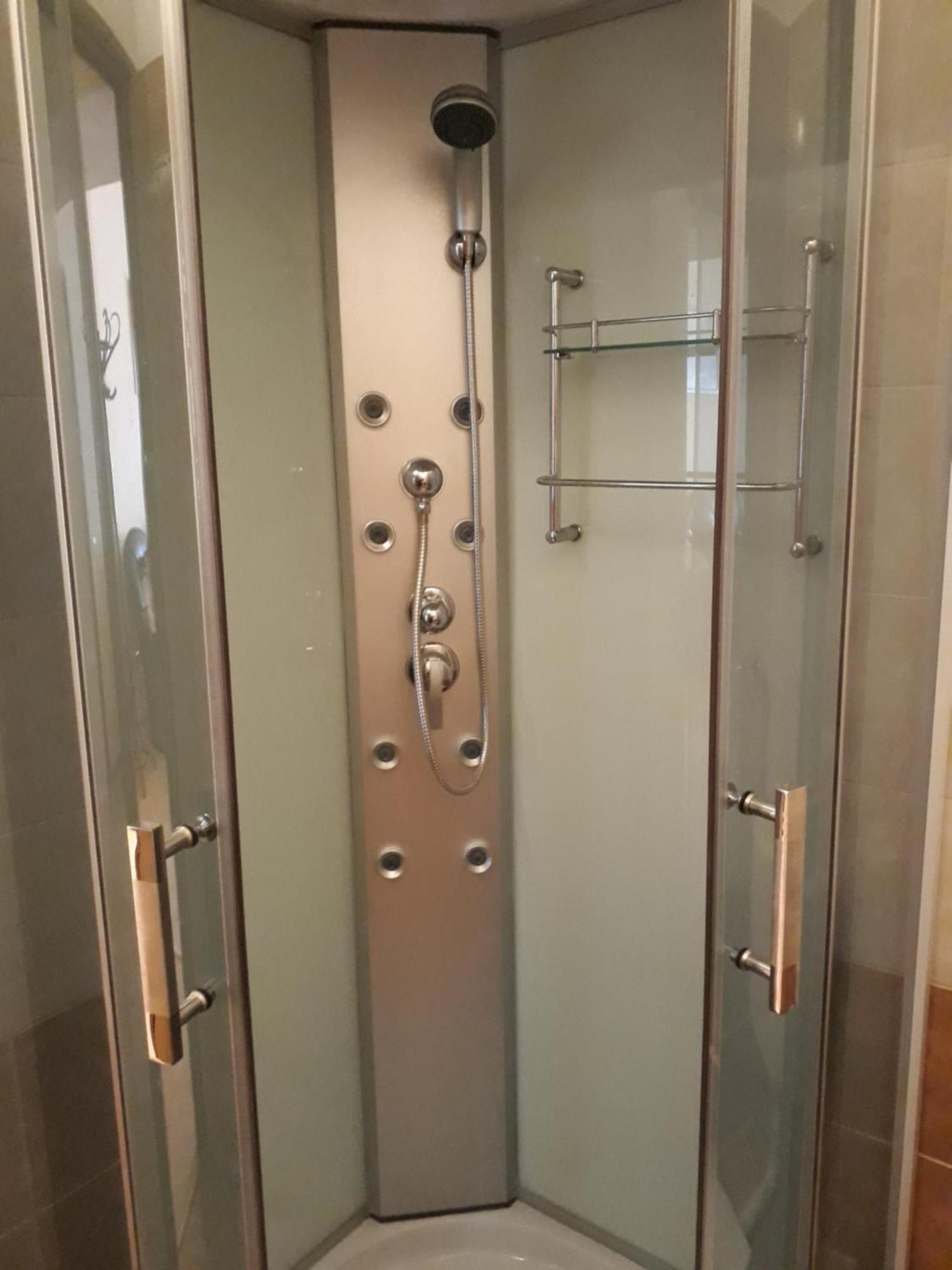 Piac Utcai Apartman Debrecen Buitenkant foto