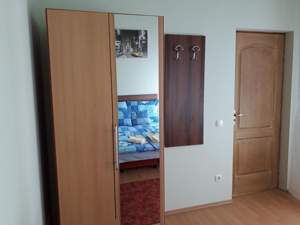Piac Utcai Apartman Debrecen Buitenkant foto